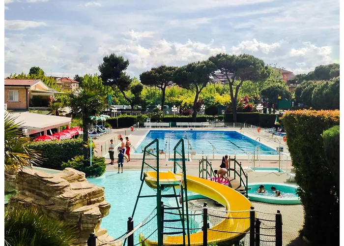 Happy Camp Mobile Homes In Camping Riccione