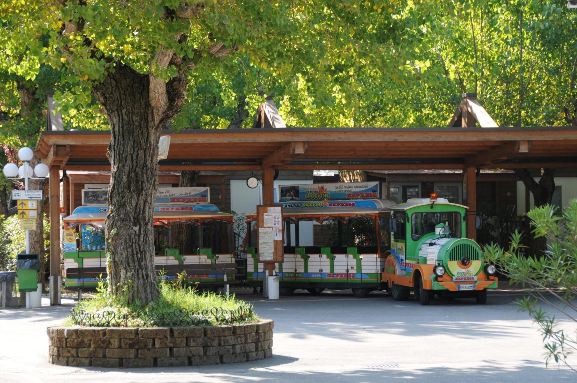Happy Camp Mobile Homes In Camping
